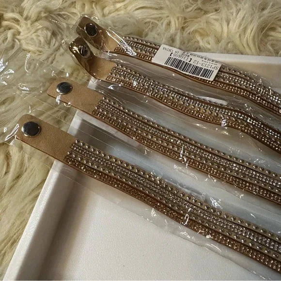 Rhinestone suede wrap bracelet bundle set of 4 - Picture 2 of 7